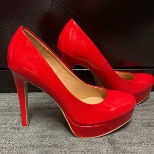 Chinese Laundry Red Pumps size 6M